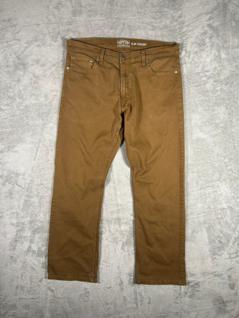 Levi’s Signature Slim Straight pants size 38x32